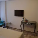 Hotel A