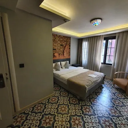 A Hotel 3*