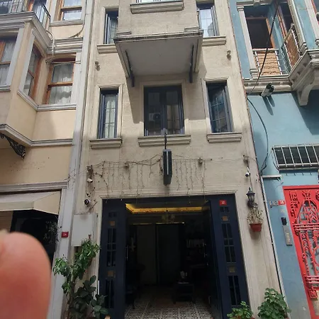 A Hotel 2*