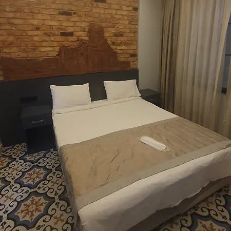 أي بلس ريزيدنس 2*