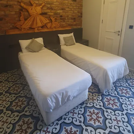 Hotel A 2*