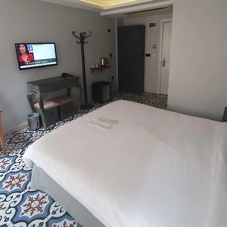 أي بلس ريزيدنس 2*