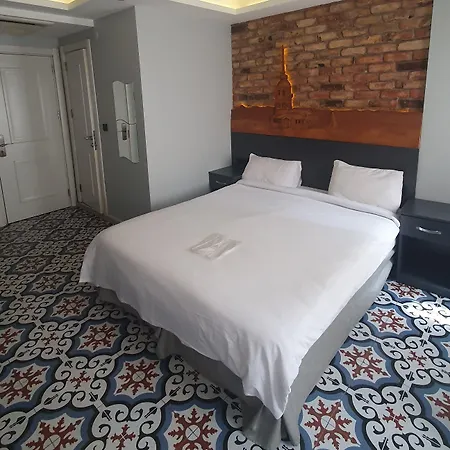 أي بلس ريزيدنس