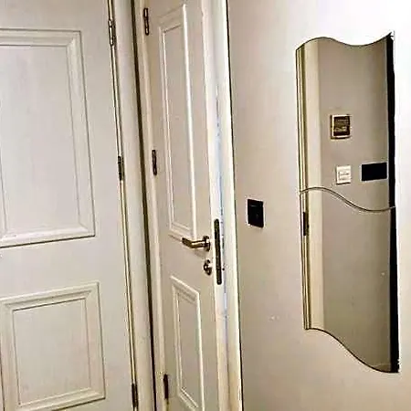 Hotel A