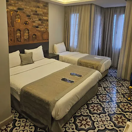 A Hotel 2*