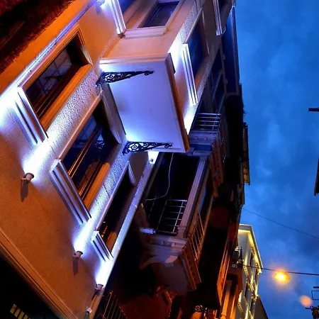 Hotel A